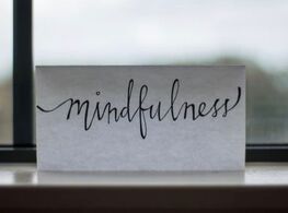 Handwriting of mindfulness text Picture